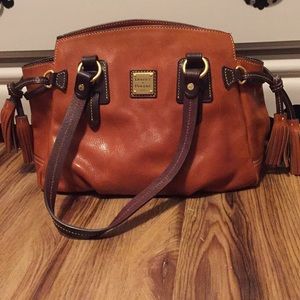 Dooney and Bourke shoulder bag